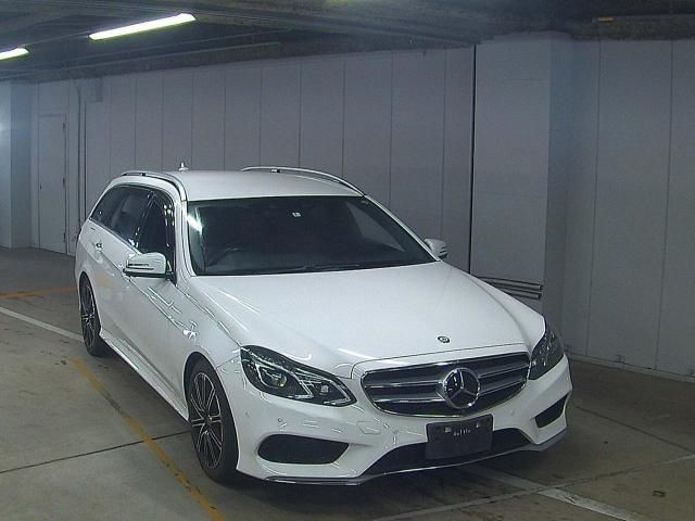 185 MERCEDES BENZ E CLASS WAGON 212236C 2014 г. (ZIP Osaka)